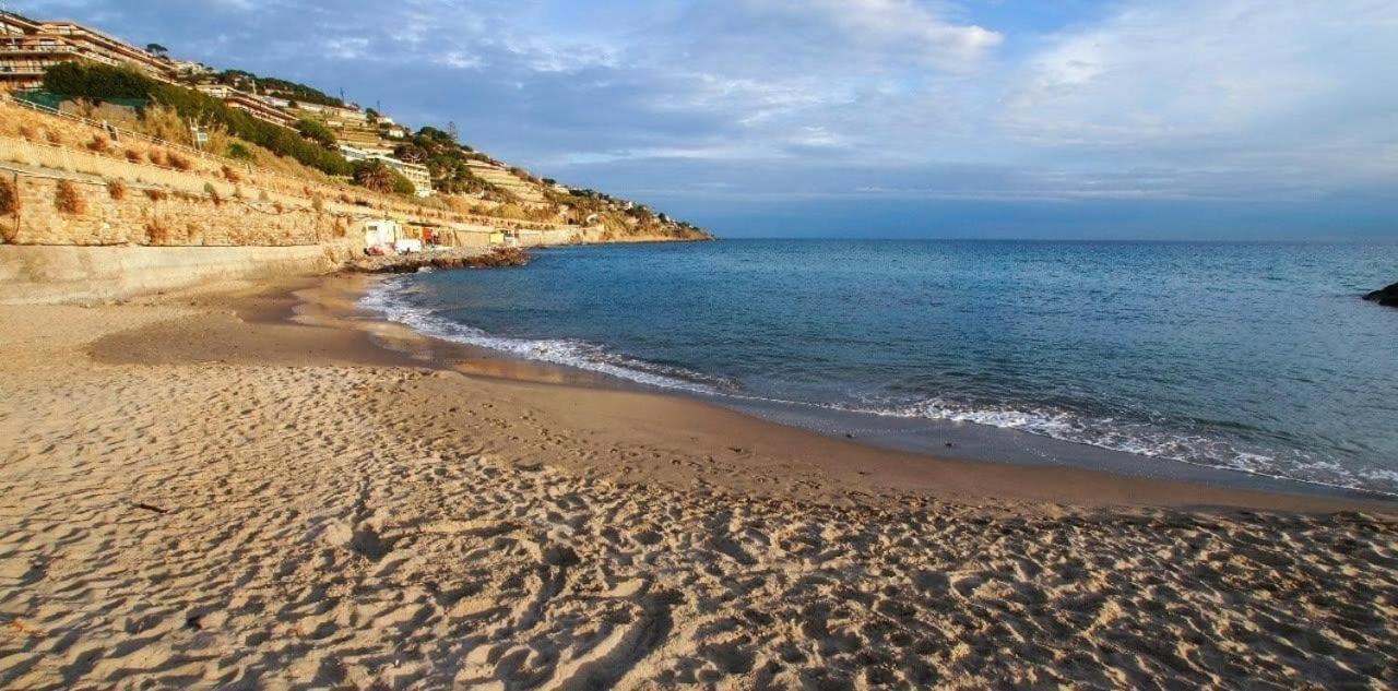 Апартаменты A 2 Passi Dal Mare Санремо Экстерьер фото